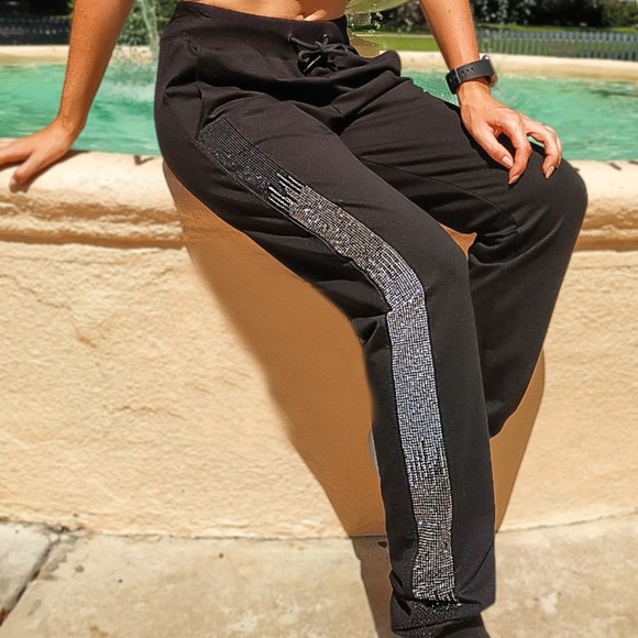 New Women Diamond Joggers, Premium Joggers, Soft Joggers, Sweatpants with pocket - Picture 8 of 11